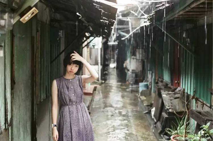 最新便厕盗撮，自然美景的轻松探索之旅