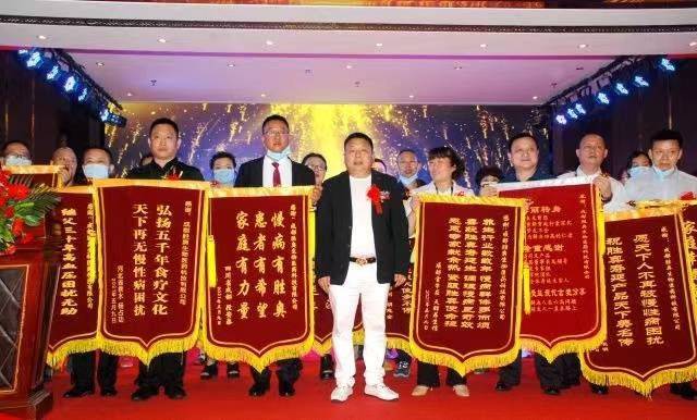 腾柯唐未晚，科技新品引领未来生活革新