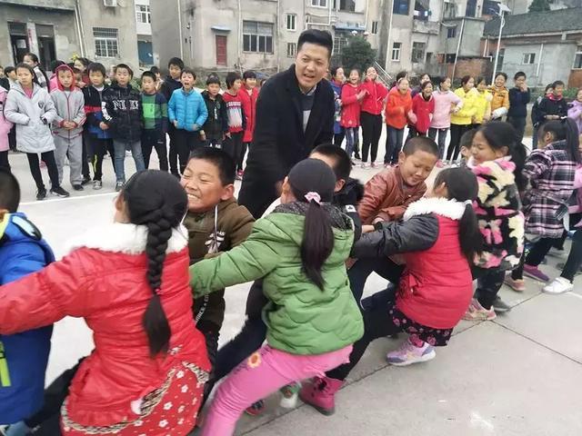 新县最新房价揭秘，变化、学习与自信的力量影响房价走势